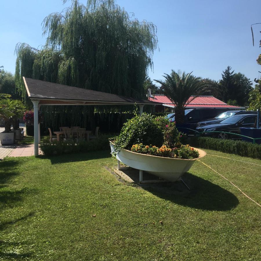 Havel Marin Gmbh Villa Бранденбург Екстериор снимка